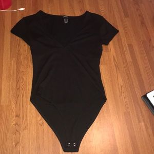 cute black bodysuit!